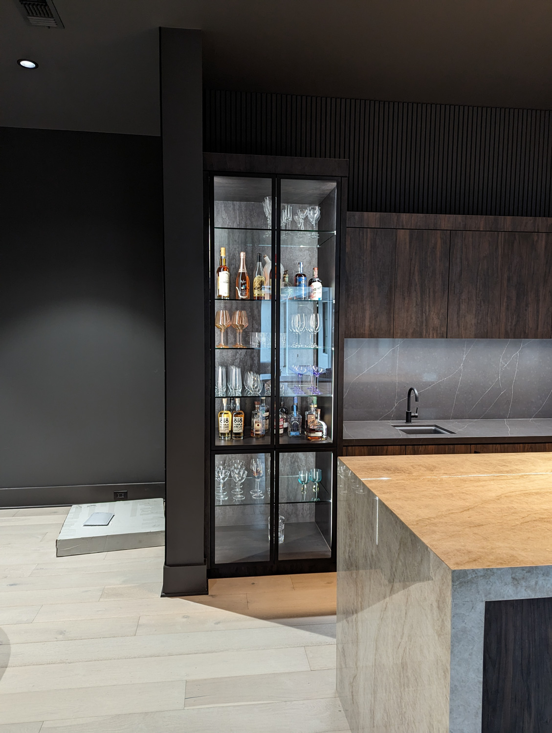 Morales-Brothers_Houston-custom-cabinets-49